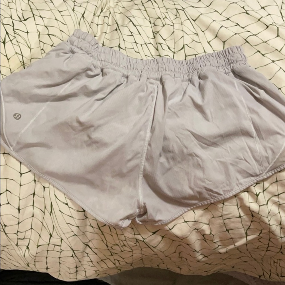lulu lemon shorts 2.5 size 4